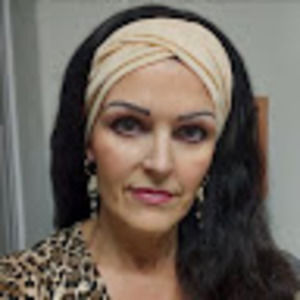 Meet your Posher, Beth